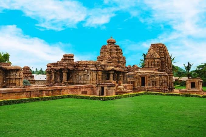 Badami, Aihole & Pattadakal Heritage Circuit